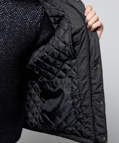 HIDEAWAYS NICOLE（ハイダウェイニコル）の「ナイロンタフタ　顔料プリント中綿ブルゾン（ミリタリージャケット・メンズ・ブラック/ネイビー・LARGE/MEDIUM/X-LARGE）」の15枚目の写真