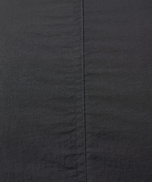 HIDEAWAYS NICOLE（ハイダウェイニコル）の「ナイロンタフタ　顔料プリント中綿ブルゾン（ミリタリージャケット・メンズ・ブラック/ネイビー・LARGE/MEDIUM/X-LARGE）」の16枚目の写真