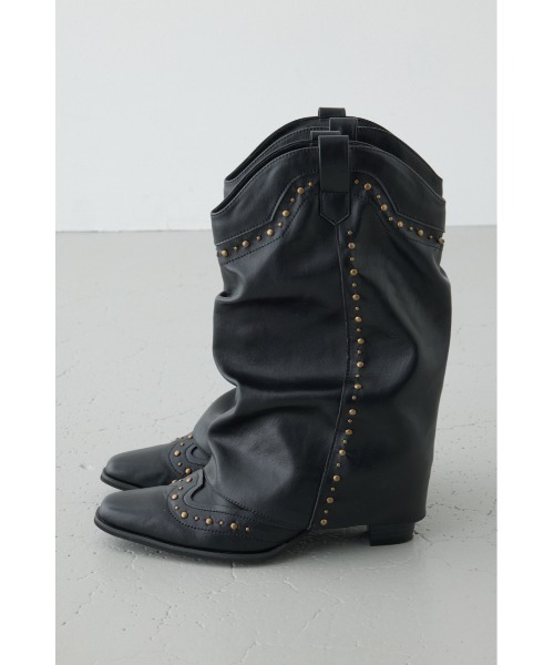 AZUL by moussy(アズールバイマウジー)の「スタッズカバーブーツ(ブーツ・レディース・ブラック・LARGE/MEDIUM/SMALL)」の5枚目の写真