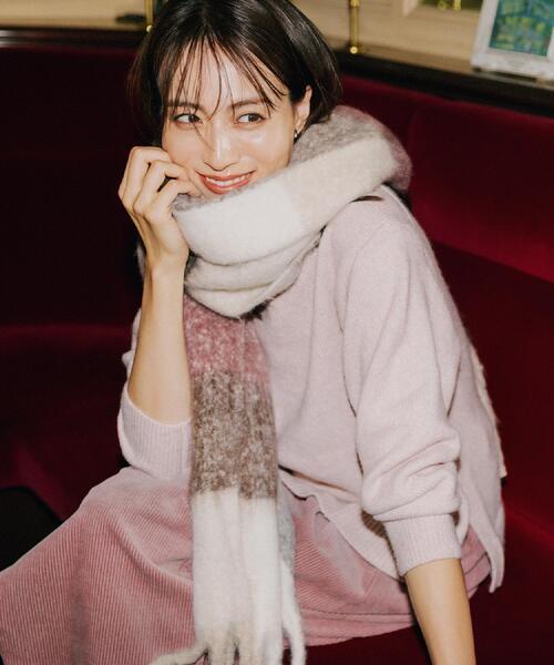 OPAQUE.CLIP(オペークドットクリップ)の「マルチカラーチェックボリュームストール(ストール/ショール・レディース・ピンク系6/ワイン系9/ダークブラウン系1/ブルー系1/グリーン系その他5・00)」の6枚目の写真