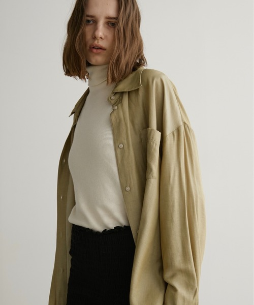 LOSCa（ロスカ）の「リブタートルニットトップス（ニット/セーター・レディース・ブラウン/グレー/ブラック/アイボリー・FREE）」の19枚目の写真