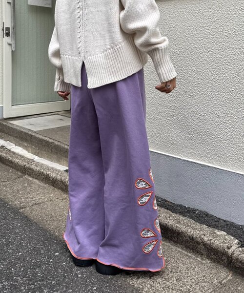 HELLO.SANFRANCISCO（ハローサンフランシスコ）の「★【HELLO.SANFRANCISCO/ハローサンフランシスコ】フラワーカットスウェットワイドパンツ（その他パンツ・レディース・グレー/ブラウン/パープル・MEDIUM/SMALL）」の4枚目の写真