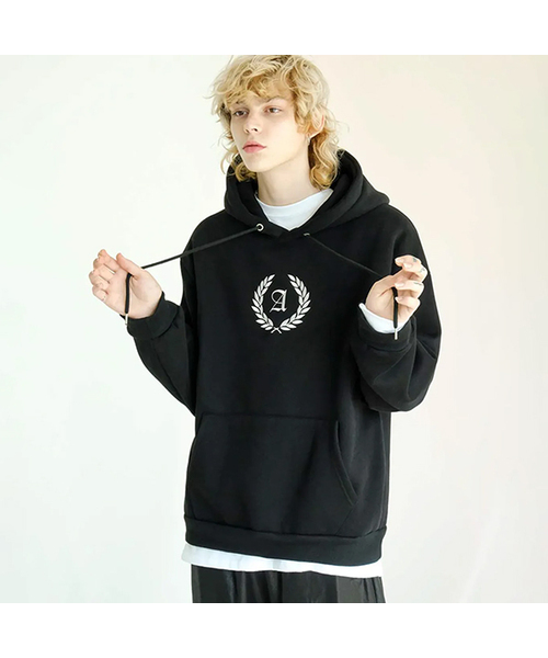 AVANDRESS(アバンドレス )の「IRON LAUREL OVERSIZED HOODIE BLACK(パーカー・メンズ・その他・3/2)」の1枚目の写真
