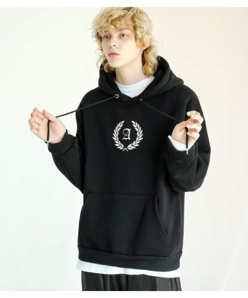 AVANDRESS(アバンドレス )の「IRON LAUREL OVERSIZED HOODIE BLACK(パーカー・メンズ・その他・3/2)」の3枚目の写真