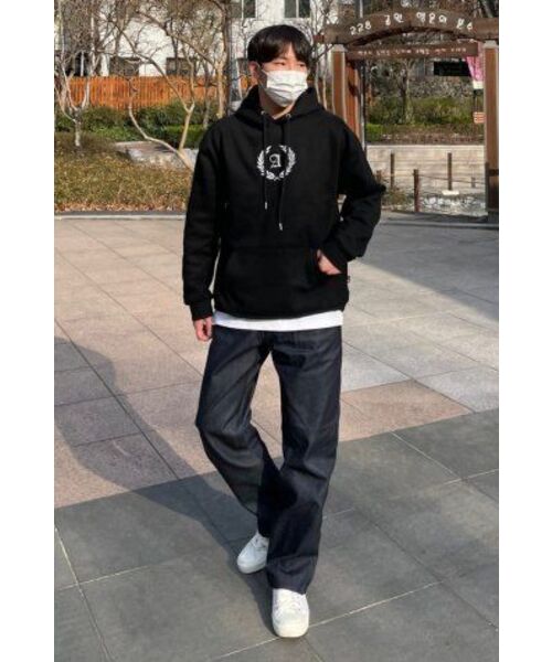 AVANDRESS(アバンドレス )の「IRON LAUREL OVERSIZED HOODIE BLACK(パーカー・メンズ・その他・3/2)」の8枚目の写真