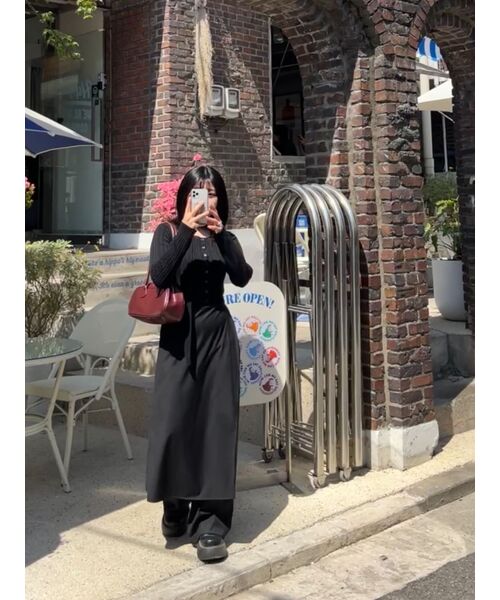 MOAA(モア)の「スクエアネッククロップカーディガン(ブラック)(カーディガン/ボレロ・レディース・その他・SMALL/MEDIUM)」の6枚目の写真