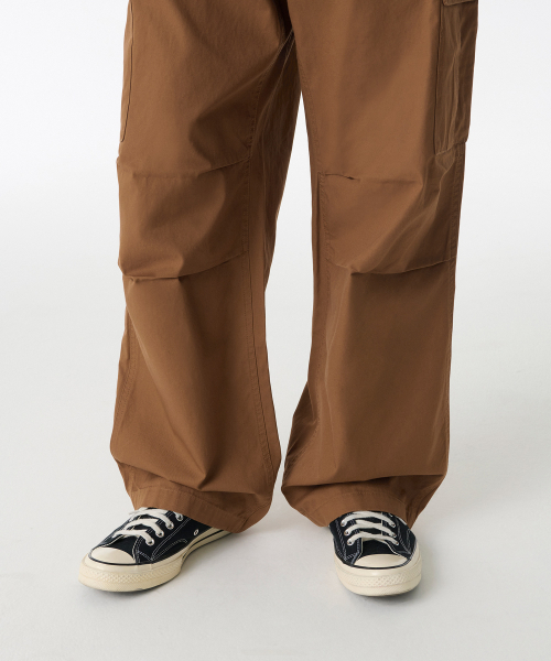 MUSINSA STANDARD（ムシンサスタンダード）の「コットンパラシュートカーゴパンツ[デザートブラウン]（スウェットパンツ・メンズ・その他・26/27/28/29/30/40/42/31/32/33/34/36/38）」の7枚目の写真