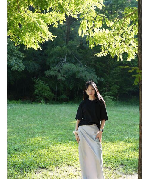 MUSINSA STANDARD（ムシンサスタンダード）の「[クールタンダード] リラックスフィットクルーネックTシャツ [ブラック]（Tシャツ/カットソー・メンズ・その他・SMALL/MEDIUM/LARGE/X-LARGE/XX-LARGE/XXX-LARGE）」の14枚目の写真