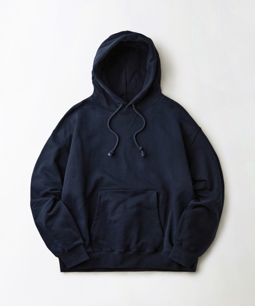 OUTSTANDING(アウトスタンディング)の「AUTHENTIC COMFORT HOOD SWEAT_NAVY(パーカー・メンズ・その他・MEDIUM/LARGE/X-LARGE)」の1枚目の写真