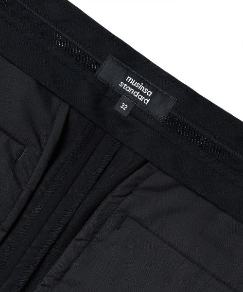 MUSINSA STANDARD（ムシンサスタンダード）の「ダブルパイピングラインセミワイド隠しバンディングスラックス[ブラック/ホワイト]（スラックス・メンズ・その他・40/42/30/29/32/31）」の6枚目の写真