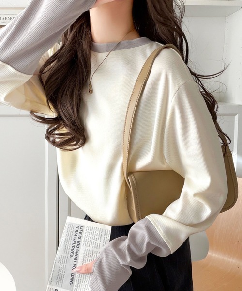 classicalelf(クラシカルエルフ)の「《9月上旬再入荷!予約受付中》レイヤード見えで仕上げる、きれいめモード。指穴(サムホール)付き袖配色切り替えテレコプルオーバー(長袖)(Tシャツ/カットソー・レディース・ブラウン/チャコール/グレー/アイボリー・X-LARGE/SMALL/MEDIUM/LARGE)」の12枚目の写真