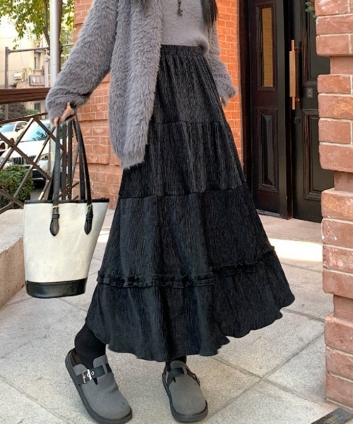 SallyLunn(サリーラン)の「ティアードロングスカート(スカート・レディース・ブラウン/ブラック/アイボリー・MEDIUM/LARGE)」の1枚目の写真