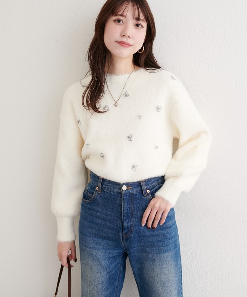natural couture（ナチュラルクチュール）の「ふんわりシャギービジューニット（ニット/セーター・レディース・チャコールグレー/オフホワイト/ライトグレー・FREE）」の7枚目の写真