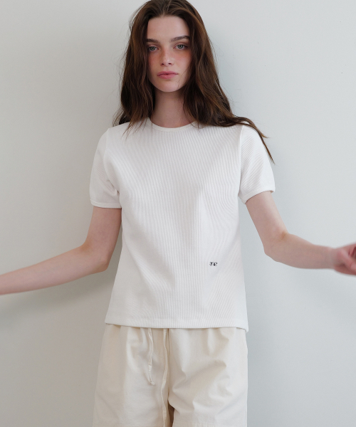 ANDNEEDS(アンドニーズ)の「Noah waffle t-shirt (white)(Tシャツ/カットソー・レディース・その他・FREE)」の2枚目の写真