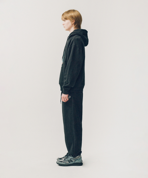 YALE(イェール)の「スモールツートンアーチスウェットパンツ_アイボリー(スウェットパンツ・レディース・その他・SMALL/MEDIUM/LARGE/X-LARGE)」の5枚目の写真