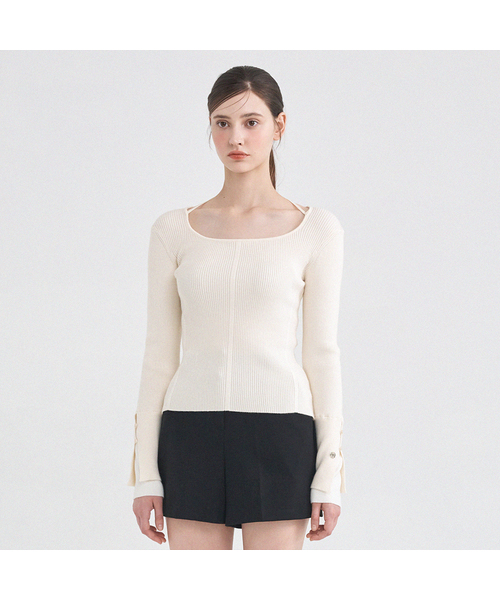 MICANE(ミケーネ)の「コラレイヤードニット(ニット/セーター・レディース・クリーム/ダークグレー・MEDIUM/LARGE/X-LARGE/SMALL)」の2枚目の写真