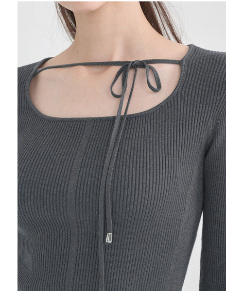 MICANE(ミケーネ)の「コラレイヤードニット(ニット/セーター・レディース・クリーム/ダークグレー・MEDIUM/LARGE/X-LARGE/SMALL)」の5枚目の写真