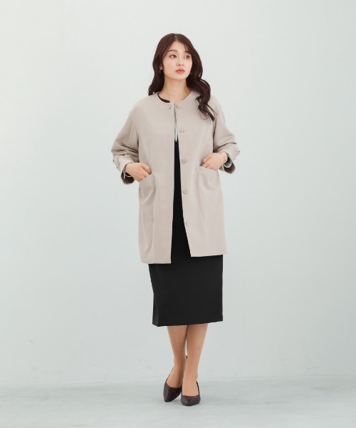 White Collection(ホワイトコレクション)の「多機能すぎるコート【UVカット・速乾・接触冷感・防シワ・ストレッチ・洗える】ダブルピケクロス・ボリューム袖コクーンシルエットライトコート(ノーカラーコート・レディース・ネイビー/グレイッシュベージュ/ブラック・M/L)」の6枚目の写真