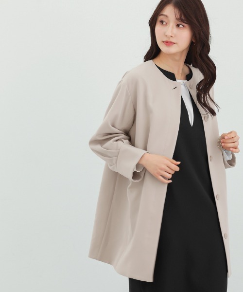 White Collection(ホワイトコレクション)の「多機能すぎるコート【UVカット・速乾・接触冷感・防シワ・ストレッチ・洗える】ダブルピケクロス・ボリューム袖コクーンシルエットライトコート(ノーカラーコート・レディース・ネイビー/グレイッシュベージュ/ブラック・M/L)」の8枚目の写真