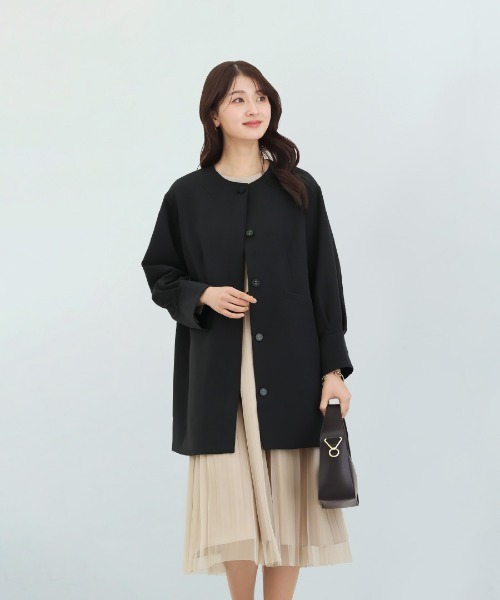 White Collection(ホワイトコレクション)の「多機能すぎるコート【UVカット・速乾・接触冷感・防シワ・ストレッチ・洗える】ダブルピケクロス・ボリューム袖コクーンシルエットライトコート(ノーカラーコート・レディース・ネイビー/グレイッシュベージュ/ブラック・M/L)」の22枚目の写真