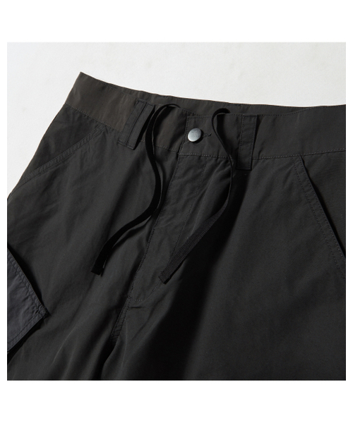 WORTHWHILE MOVEMENT(ワースワイルムーブメント)の「バミューダカーゴパンツ(チャコール)(その他パンツ・メンズ・その他・LARGE/X-LARGE)」の6枚目の写真
