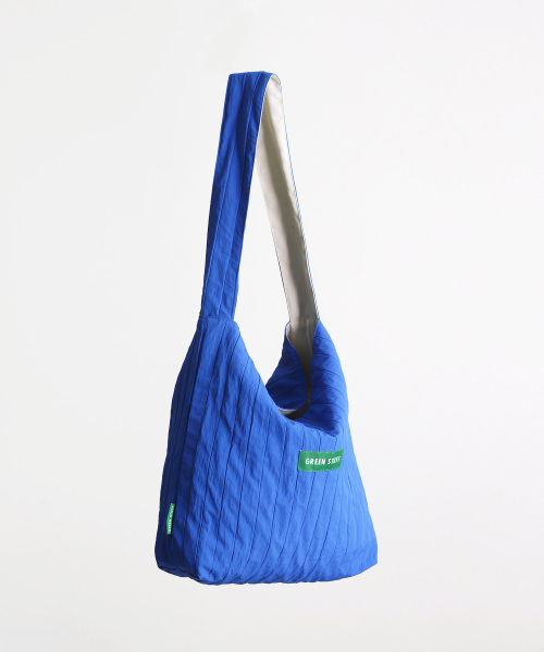 GREEN STUFF(グリーンスタッフ)の「seem full bag 62 - volume line blue(ショルダーバッグ・レディース・その他・FREE)」の2枚目の写真