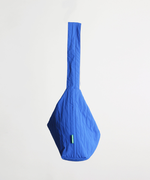 GREEN STUFF(グリーンスタッフ)の「seem full bag 62 - volume line blue(ショルダーバッグ・レディース・その他・FREE)」の3枚目の写真