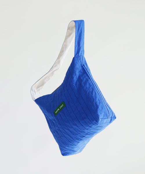 GREEN STUFF(グリーンスタッフ)の「seem full bag 62 - volume line blue(ショルダーバッグ・レディース・その他・FREE)」の9枚目の写真