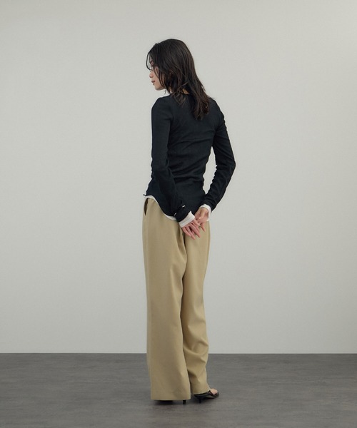 SALON adam et rope'(サロン アダム エ ロペ)の「鹿の子フライスヘンリーネックプルオーバー(Tシャツ/カットソー・レディース・ブラック/サックスブルー/オフホワイト・FREE)」の9枚目の写真