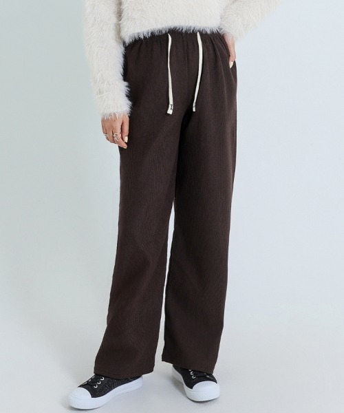 ONEP STAR（ワンピスター）の「裏起毛コーデュロイワイドパンツ（その他パンツ・レディース・カーキ/ブラック/ダークグレー/ダークブラウン/ホワイト/ピンク・X-LARGE/LARGE/MEDIUM/SMALL）」の4枚目の写真