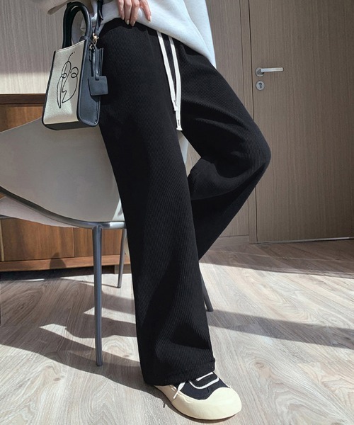 ONEP STAR（ワンピスター）の「裏起毛コーデュロイワイドパンツ（その他パンツ・レディース・カーキ/ブラック/ダークグレー/ダークブラウン/ホワイト/ピンク・X-LARGE/LARGE/MEDIUM/SMALL）」の14枚目の写真