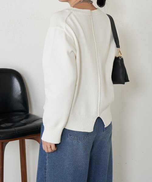 Jena espace merveilleux(ジェナ エスパスメルヴェイユ)の「バックラインボックスニット(ニット/セーター・レディース・オフホワイト/グレー/チャコールグレー・FREE)」の13枚目の写真