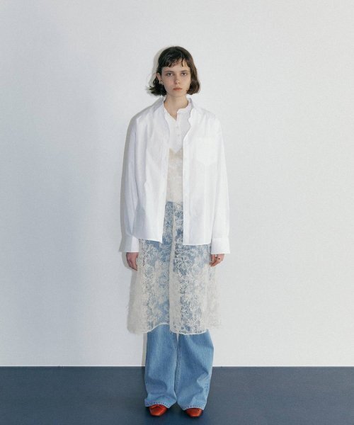 MAIS（マイス）の「COTTON LOOSE FIT DART SHIRT / WHITE（シャツ/ブラウス・レディース・その他・FREE）」の3枚目の写真