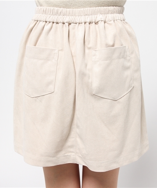 one after another NICE CLAUP（ワンアフターアナザーナイスクラップ）の「【ナイスクラップ】スエード前釦スカート（スカート・レディース・アイボリー/キャメル/カーキ・FREE）」の8枚目の写真