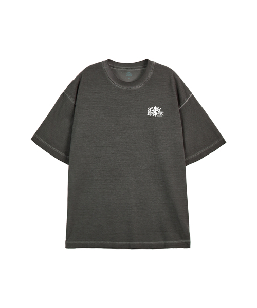 ASTRAL PROJECTION（アストラルプロジェクション）の「[APSTUDIOXSCARYBROTHER SERIES 3]ピグメントルーズフィット半袖Tシャツ_チャコール（Tシャツ/カットソー・メンズ・その他・M/L/XL/XXL）」の2枚目の写真
