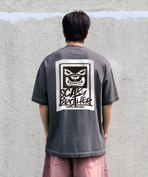 ASTRAL PROJECTION（アストラルプロジェクション）の「[APSTUDIOXSCARYBROTHER SERIES 3]ピグメントルーズフィット半袖Tシャツ_チャコール（Tシャツ/カットソー・メンズ・その他・M/L/XL/XXL）」の6枚目の写真