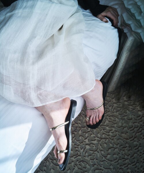 allureville（アルアバイル）の「カールマイヤーギャザースカート（スカート・レディース・ブラック/ホワイト・1/2）」の9枚目の写真