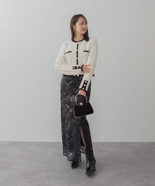 Leja(レジャ)の「【LEJA】リーフスパンコールチュールパフスリーブIラインワンピースオケージョンドレス(ドレス・レディース・グレー/ブラック・MEDIUM/SMALL)」の7枚目の写真
