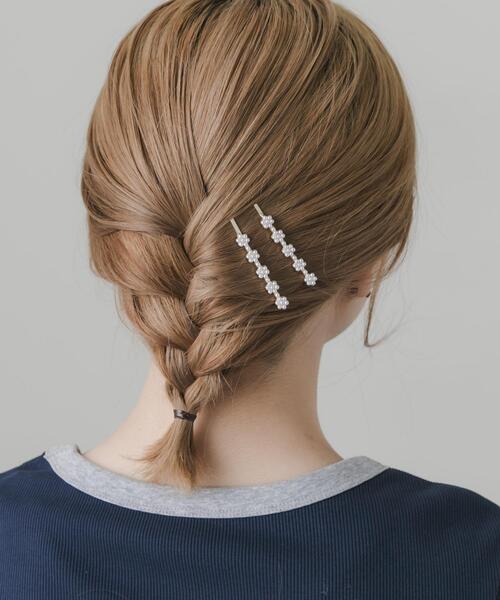 SMELLY(スメリー)の「パールフラワー2セットヘアピン(ヘアピン・レディース・ホワイト系その他・-)」の2枚目の写真