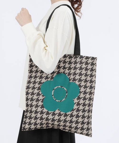 極美品✨マリークワント　トートバッグ　総柄 MARY QUANT（マリークヮント） マリークワント バッグ トートバッグ