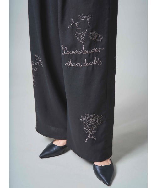 COEL（コエル）の「ヴィンテージ刺繍パンツ（その他パンツ・レディース・アイボリー/ブラック・38/36）」の10枚目の写真