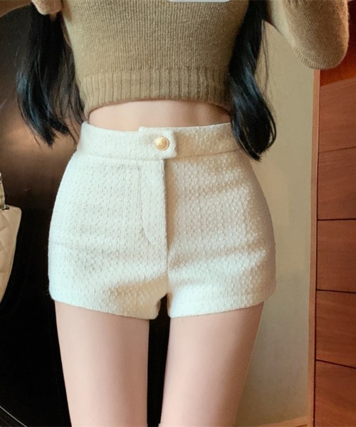 おしゃれスタ(オシャレスタ)の「きれいめツイードショートパンツ(その他パンツ・レディース・ブラック/ホワイト/キャメル/レッド・S/M/L)」の9枚目の写真