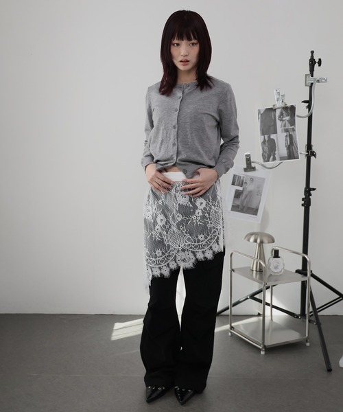 Ulysses(ユリシス)の「レースレイヤードアシメスカート(スカート・レディース・ホワイト/ブラック・F)」の4枚目の写真