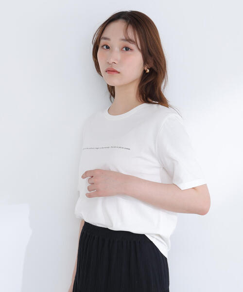 NATURAL BEAUTY BASIC（ナチュラルビューティーベーシック）の「◇メッセージロゴＴシャツ（Tシャツ/カットソー・レディース・オフホワイト/チャコールグレー/ベージュ・FREE）」の13枚目の写真