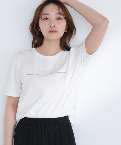 NATURAL BEAUTY BASIC（ナチュラルビューティーベーシック）の「◇メッセージロゴＴシャツ（Tシャツ/カットソー・レディース・オフホワイト/チャコールグレー/ベージュ・FREE）」の17枚目の写真