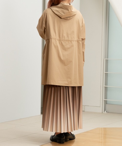 STRAWBERRY-FIELDS（ストロベリーフィールズ）の「2wayサーブルクロス撥水（マウンテンパーカー・レディース・ネイビー/ブラウン/サックスブルー・2）」の8枚目の写真