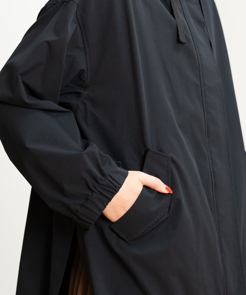 STRAWBERRY-FIELDS（ストロベリーフィールズ）の「2wayサーブルクロス撥水（マウンテンパーカー・レディース・ネイビー/ブラウン/サックスブルー・2）」の20枚目の写真