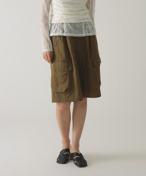 Ray BEAMS（レイビームス）の「カーゴ ハーフ パンツ（カーゴパンツ・レディース・オリーブ/ブラック・1/0）」の10枚目の写真