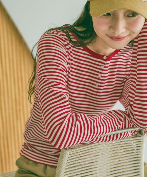 niko and...（ニコアンド）の「コットンヘンリーネックプルオーバー（Tシャツ/カットソー・レディース・レッド/ライトブルー/ネイビー・FREE）」の10枚目の写真