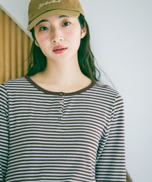 niko and...（ニコアンド）の「コットンヘンリーネックプルオーバー（Tシャツ/カットソー・レディース・レッド/ライトブルー/ネイビー・FREE）」の16枚目の写真